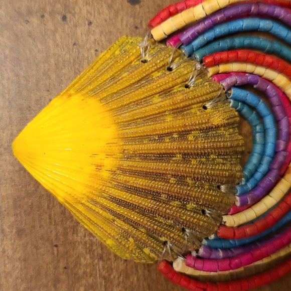 Shell & Beads Brooch - Picture 2 of 5